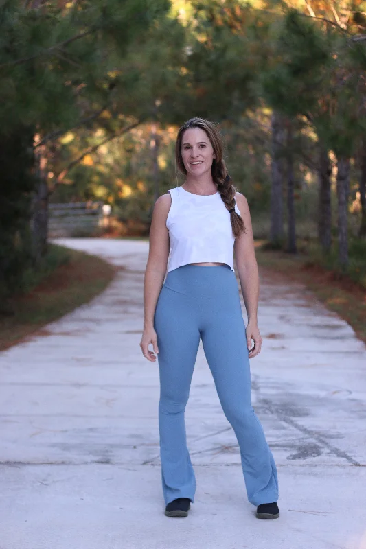 Sports legging with cooling vents -Mini Flare Leggings PDF Pattern Sizes B - M