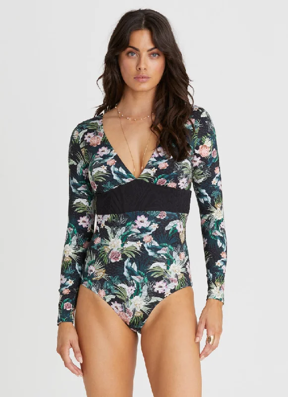 Swimwear with padded cups -Lisanthus Kerrie One Piece