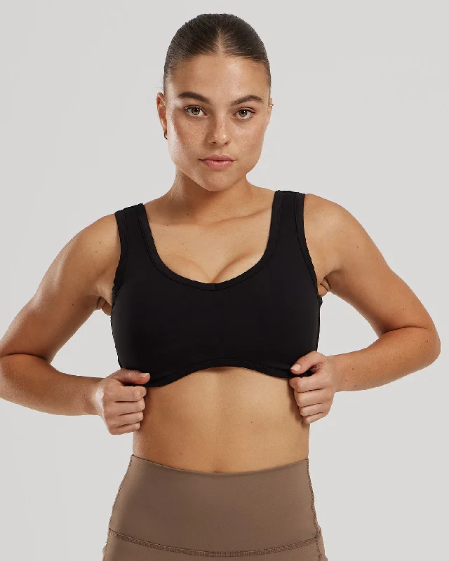 Sports bra for active gym -Essential Contour Bra | Black