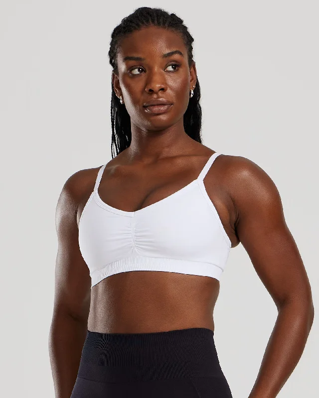 Sports bra for active women -Define 2.0 Seamless Scrunch Bralette | White