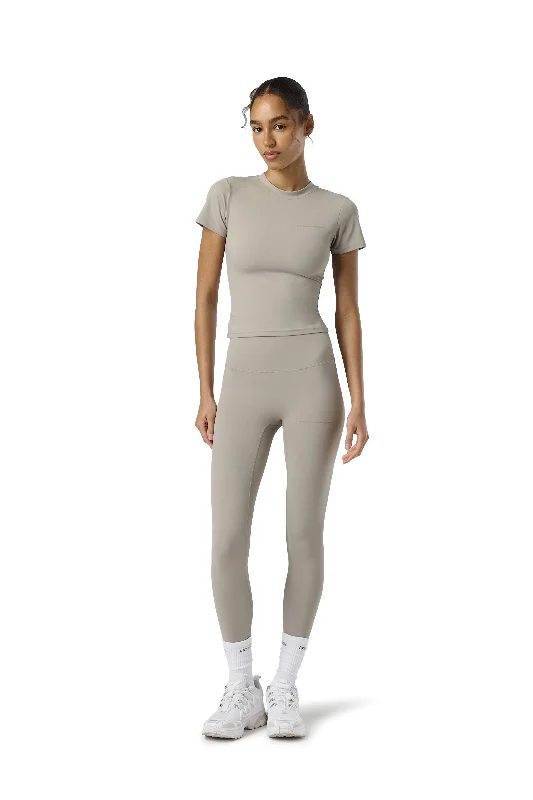 Sports top for yoga sessions -Active Top in Moth