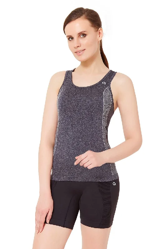 Sports top with bold design -Half Sleeve Criss-cross Back Sports Cami - Black